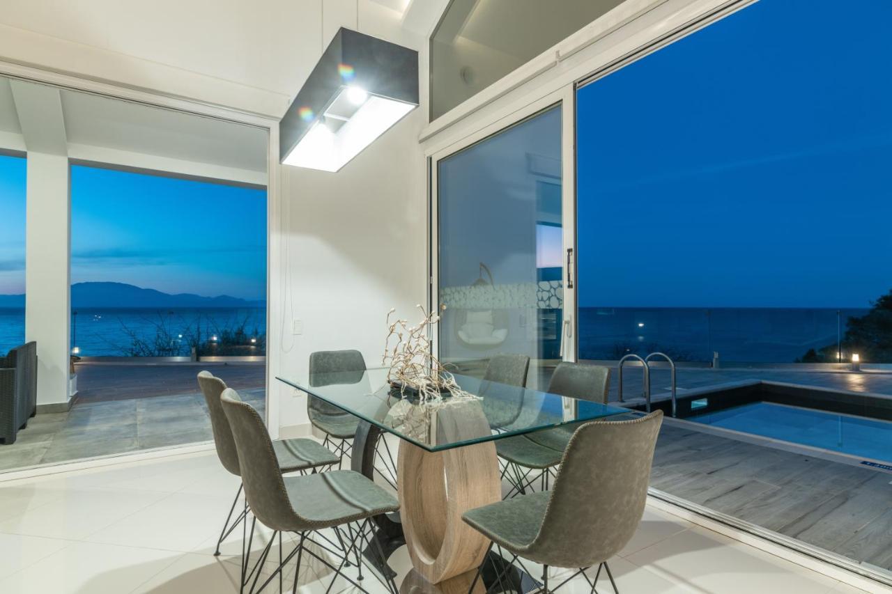 Villa Luxury Cavo Mare Thalassa With Private Pool & Jacuzzi